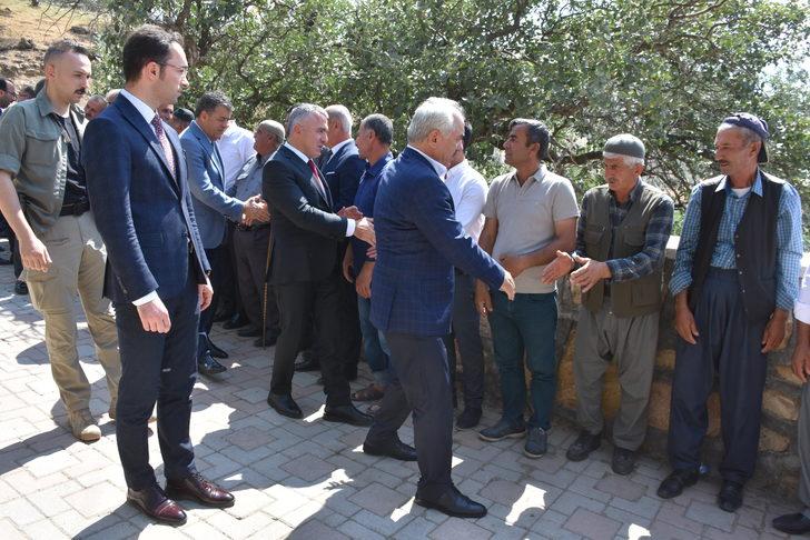 Şırnak'ın Çevrimli köyünde 32 yıl önce terör örgütü PKK'nın katlettiği 27 kişi anıldı G3