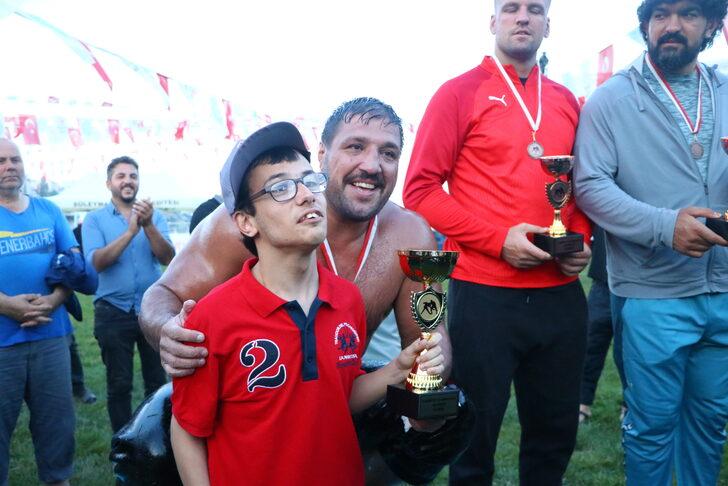 Tekirdağ Hüseyin Pehlivan Yağlı Güreşleri sona erdi G5