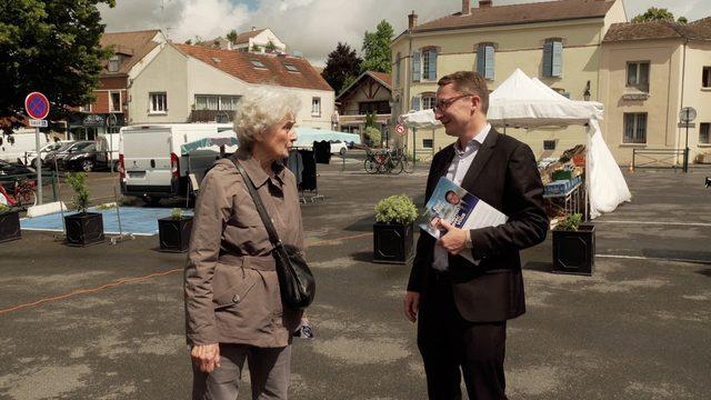 Paul Midy, Macron'un önceliğinin çoğunluğu sağlamak olduğunu söylüyor.