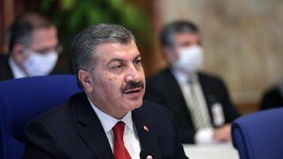 ‘Çok yakın’ diyerek duyurdu: Bakan Koca’dan sağlık çalışanlarını ilgilendiren flaş açıklama