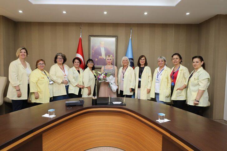 "Sarı Melekler" hasta ve yakınlarını mutlu ediyor G1