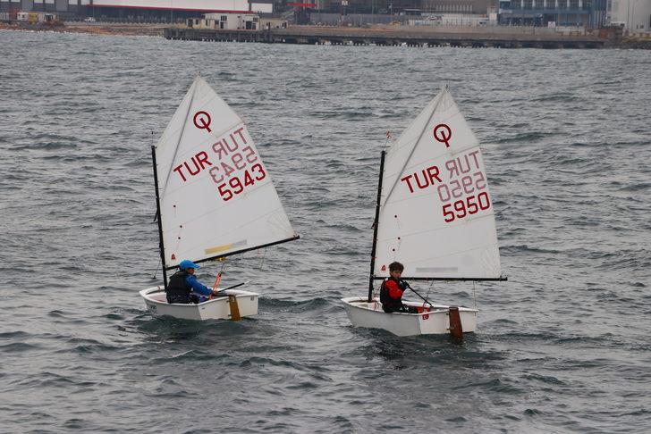 Tekirdağ'daki Kiraz Festivali'nde yelken ve yüzme yarışları düzenlendi G5