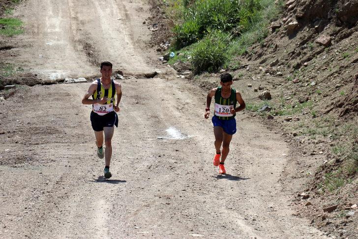 Türkiye Dağ Koşusu Şampiyonası Ağrı'da yapıldı G5