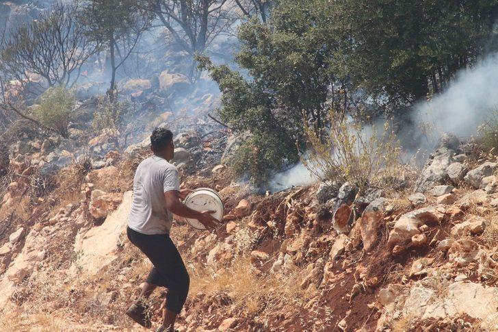 GÜNCELLEME 2 - Antalya'da makilik alanda çıkan yangın kısmen kontrol altına alındı G5