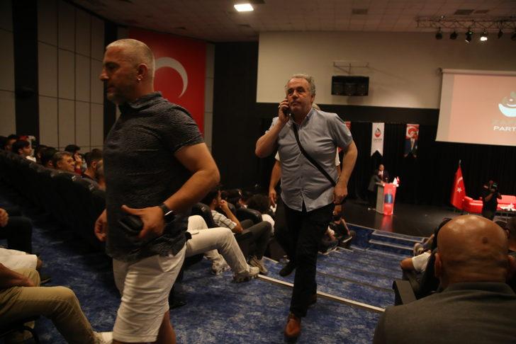 Zafer Partisi Genel Başkanı Özdağ, Antalya'da gençlerle bir araya geldi G3