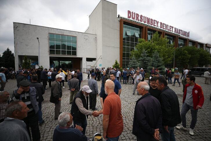 Balıkesir'deki trafik kazasında hayatını kaybeden 6 kişinin cenazeleri aynı mahallede defnedildi G2