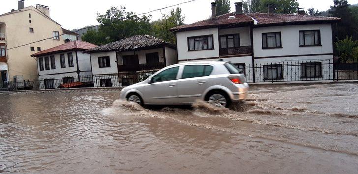 Bolu'da sağanak hayatı olumsuz etkiledi G2