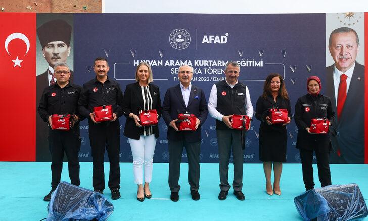 "Hayvan Arama Kurtarma Eğitici Eğitimi" programı ilk mezunlarını verdi G4