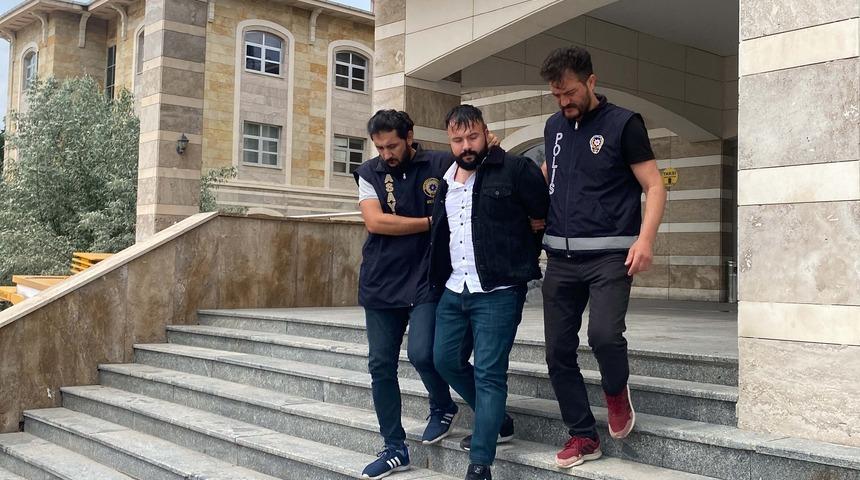 Uşak'ta yeğeni tarafından bı&ccedil;aklandığı iddia edilen kişi &ouml;ld&uuml;