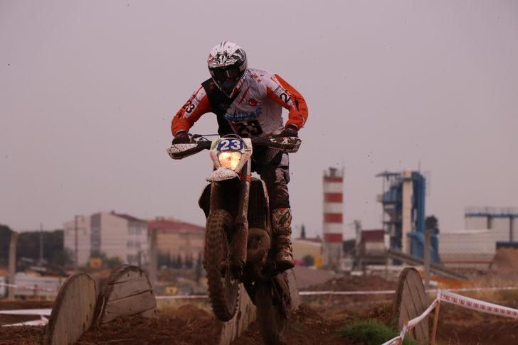 Türkiye Süper Enduro Şampiyonası üçüncü ayak yarışında ilk gün tamamlandı G4