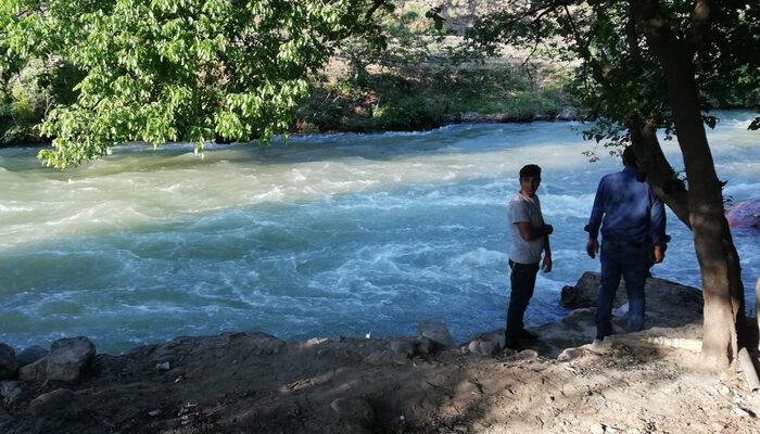 Akıntıya kapılan hemşirelerden kahreden haber! Bir kişiyi arama çalışmaları devam ediyor