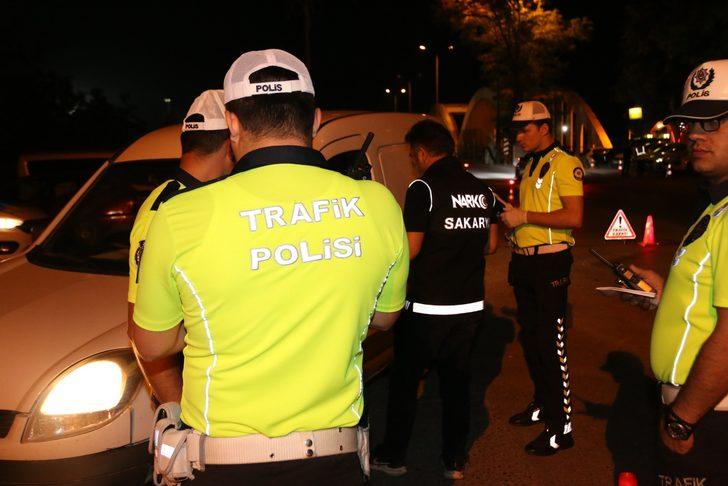 Sakarya'da trafik denetimlerinde "uyuşturucu kiti" kullanılmaya başlandı G2