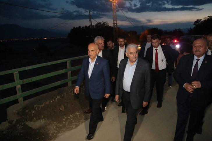 Bakan Kirişci ve AK Parti'li Yıldırım, Erzincan'daki sel bölgesinde incelemelerde bulundu G4