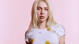 Aleyna Tilki iç çamaşırlı pozuyla sosyal medyayı karıştırdı! Bu kıza biri kıyafet alsın