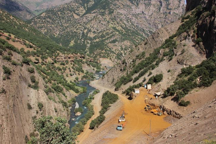 Akademisyenler, Hakkari'deki maden sahalarında inceleme yaptı G4