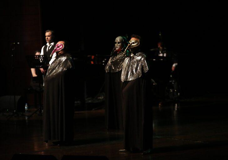 Two Turkish Tenors Müzikal Düello, Mersin Müzik Festivali'nde sahnelendi G1