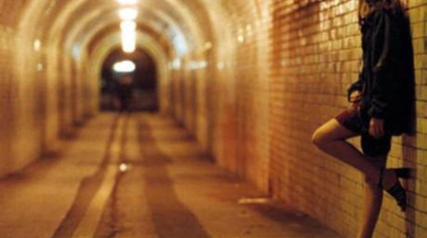 5 Müşteri Getirene 1 Fuhuş Bedava