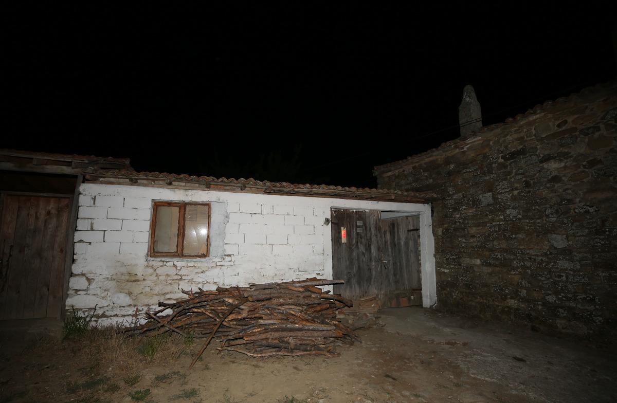 G&Uuml;NCELLEME - &Ccedil;anakkale'de oğulları tarafından bı&ccedil;aklandığı iddia edilen anne ve baba &ouml;ld&uuml;