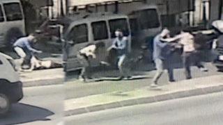 Yer: İstanbul! Cadde üzerinde güpegündüz soyunmaya çalıştı