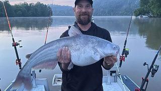Bunu hiç beklemiyorlardı! Yakaladıkları balığın içinden cinsel ilişki oyuncağı çıktı: Gördüklerinde şok geçirdiler