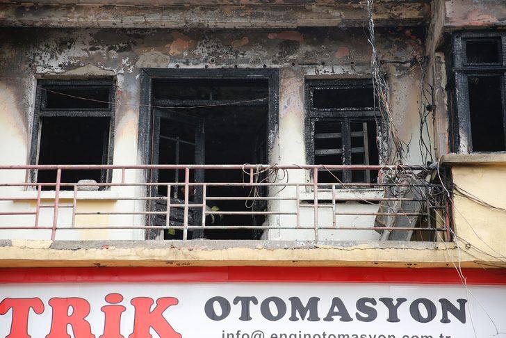 Eskişehir'de yangın çıkan otel kullanılamaz hale geldi G3