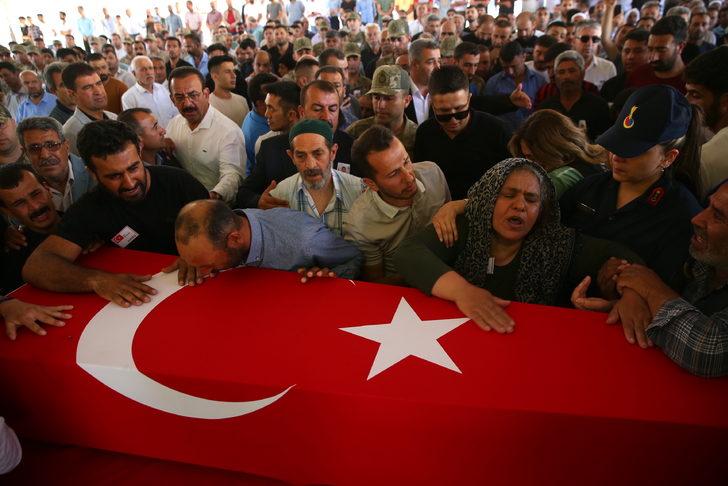 Şehit Piyade Uzman Onbaşı Mehmet Ali Çap, memleketi Gaziantep'te son yolculuğuna uğurlandı G3