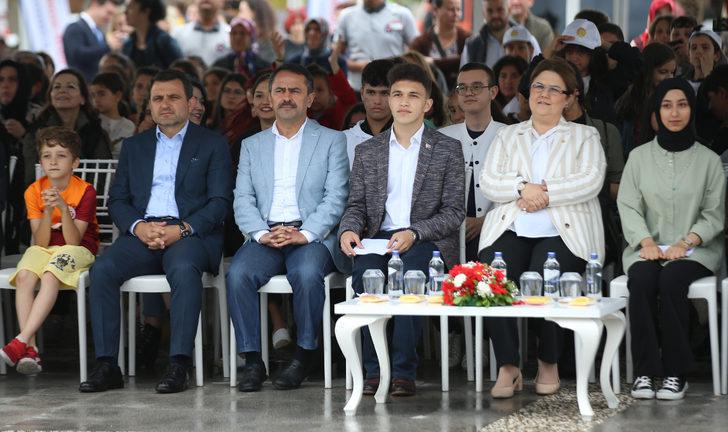 Bakan Derya Yanık, Çanakkale'de Çocuk Hakları Sokağı'nın açılışına katıldı: G2