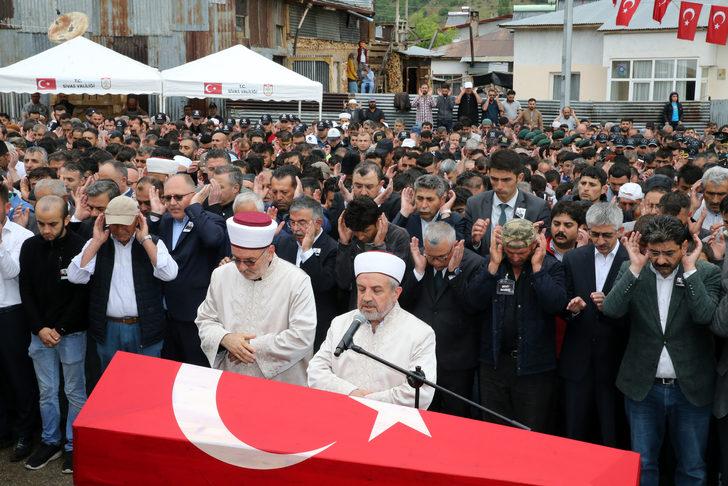 Şehit Piyade Uzman Çavuş Ömer Yıldırım, Sivas'ta son yolculuğuna uğurlandı G3