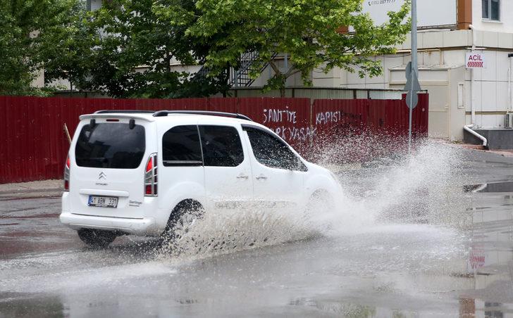 Kayseri'de sağanak ve dolu etkili oldu G4
