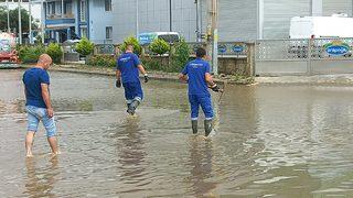 İzmir'de sağanak etkili oldu
