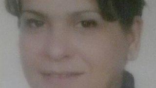 Kızını arkadaşına gönderip balkonda intihar etti