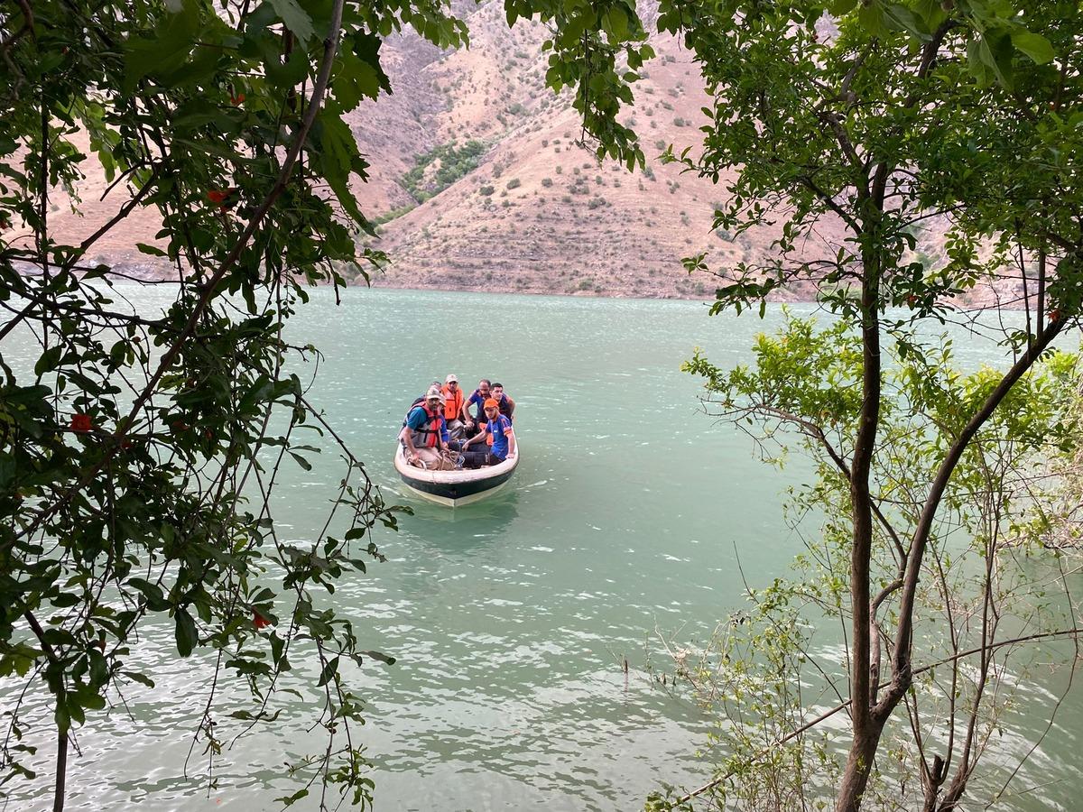 Siirt'te M&uuml;k&uuml;s &Ccedil;ayı'nda akıntıya kapılan hemşireyi arama &ccedil;alışmalarına ara verildi