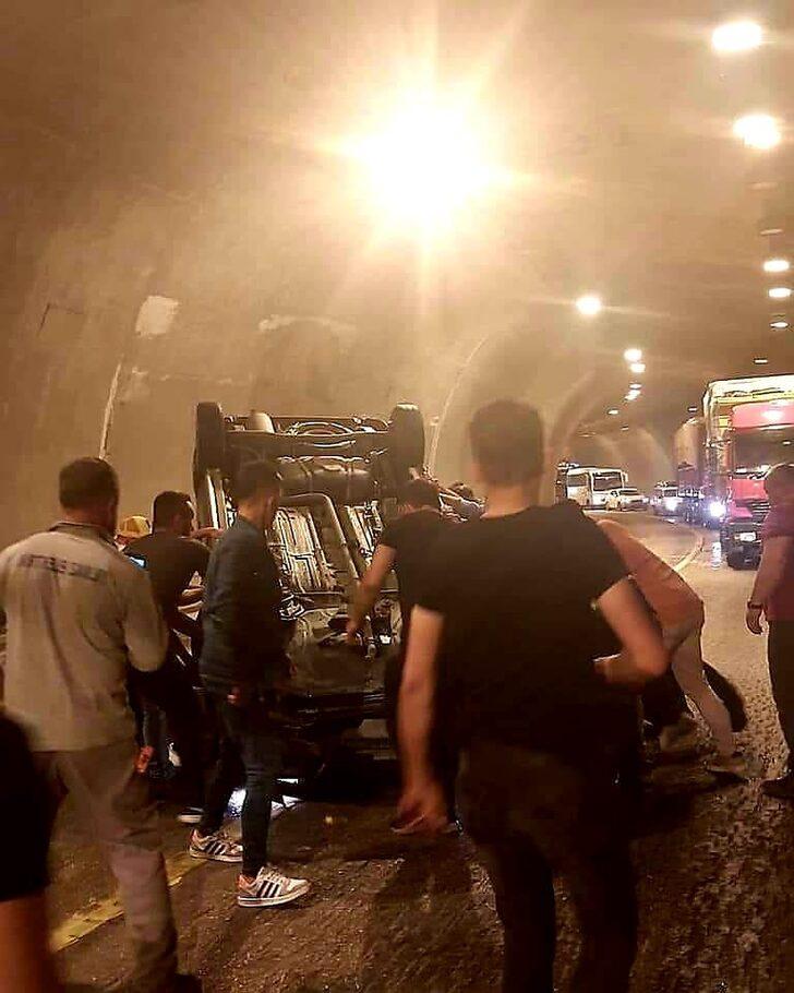 Karabük'te tünelde devrilen araçtaki 5 kişi yaralandı G2