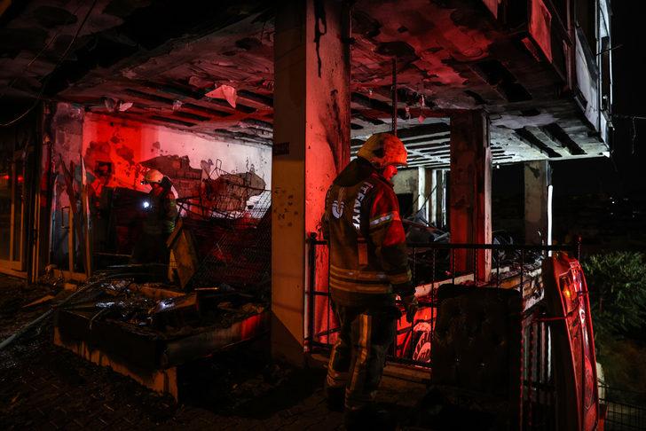 Esenyurt’ta 4 katlı binada çıkan yangın söndürüldü G3