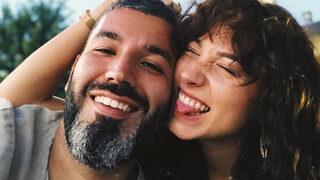 Zeynep Bastık Tolga Akış boşanma haberini öpüşme pozuyla duyurmuşlardı! Şoke eden iddia