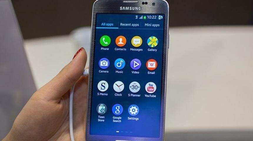 Samsung’un Tizenli Yeni Telefonu: Z3