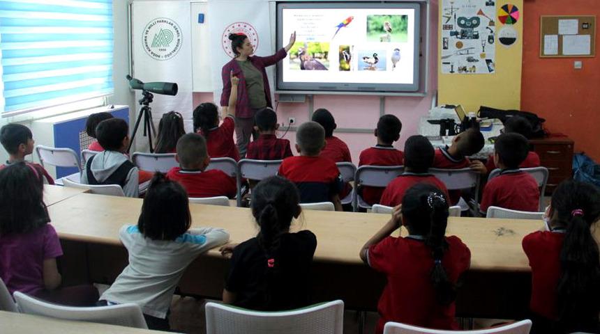 Kırşehir'de bozkır kartalının yaşam alanında farkındalık eğitimi verildi