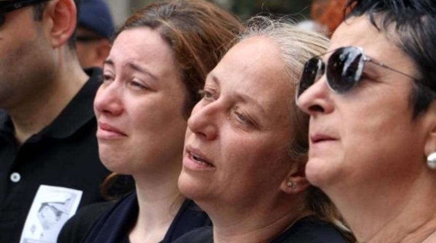 Emekli Tuğamiral Cem Aziz &Ccedil;akmak son yolculuğuna uğurlandı