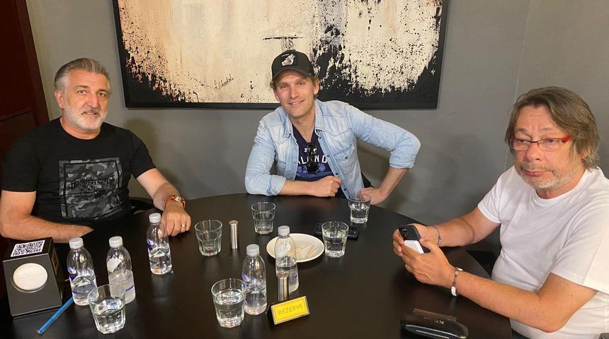 Göztepe Kulübünün hisseleriyle ilgilenen Ankersen, İzmir'de yetkililerle görüştü