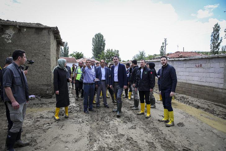 Bakan Kurum, sel felaketinin yaşandığı Haymana'da incelemelerde bulundu G4