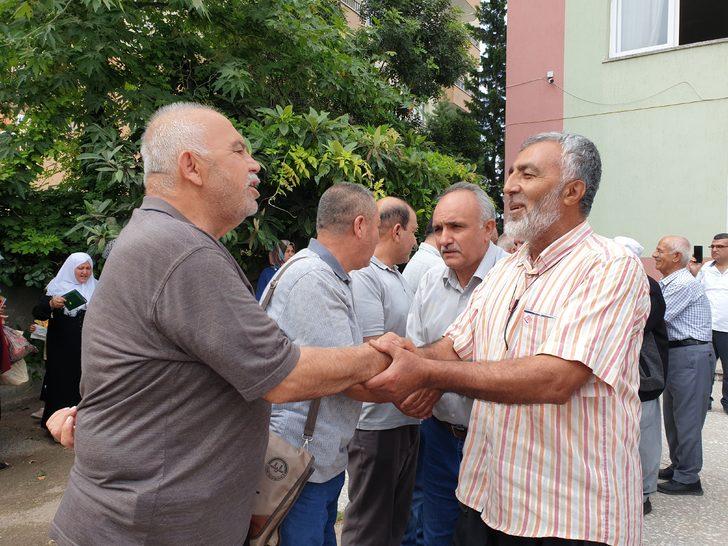Osmaniye'de ilk hacı kafileleri, dualarla kutsal topraklara uğurlandı G1
