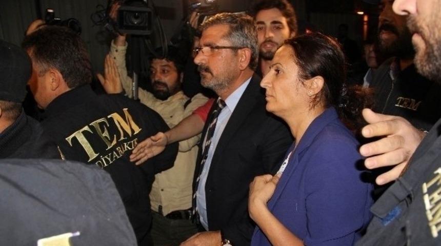 G&ouml;zaltına alınan Diyarbakır Baro Başkanı Tahir El&ccedil;i serbest