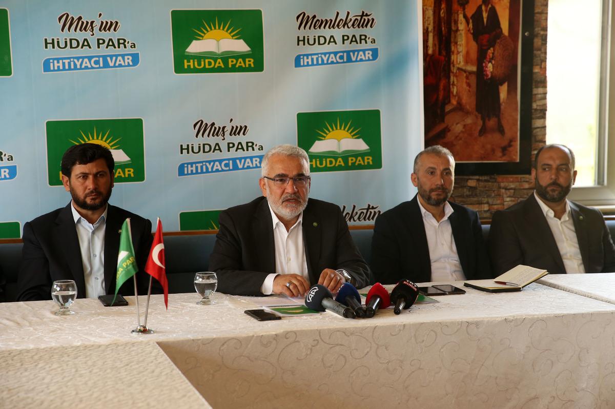 H&Uuml;DA PAR Genel Başkanı Yapıcıoğlu, Muş'ta ziyaretlerde bulundu: