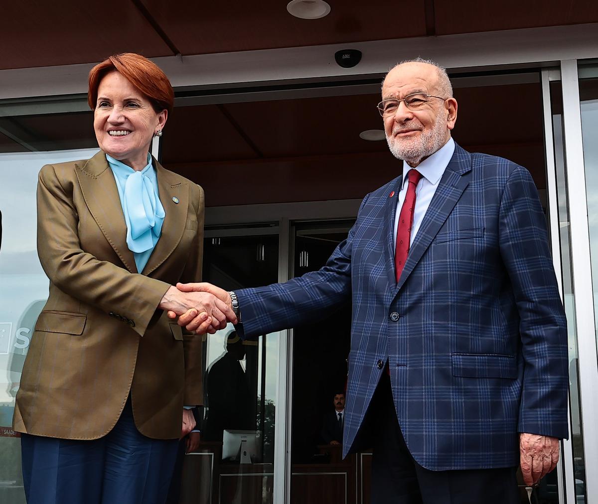 İYİ Parti Genel Başkanı Akşener, Saadet Partisi Genel Başkanı Karamollaoğlu'nu ziyaret etti