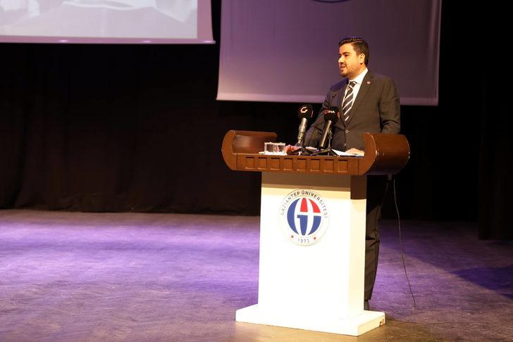 GAÜN İletişim Fakültesi öğrencileri mezuniyet sevinci yaşadı G4