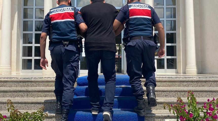 Muğla'da 22 yıl kesinleşmiş hapis cezası bulunan firari hükümlü yakalandı