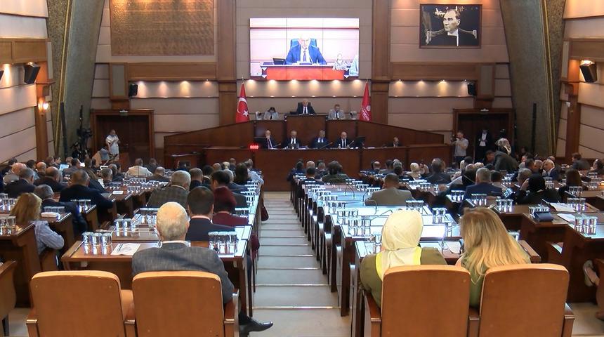 İBB Meclisi'nde MHP'den dikkat çeken öneri! "Maaşların net 7500 TL olmasını istiyoruz"