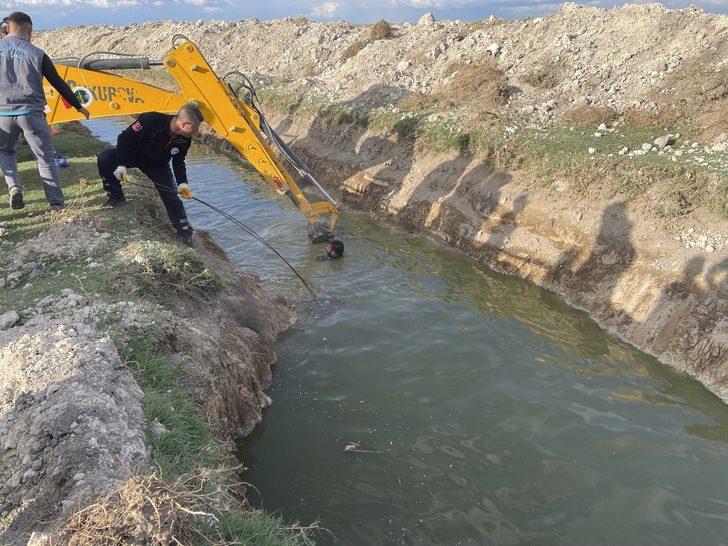 Aksaray'da oyun oynarken kanalizasyon kanalına düşen çocuk öldü G3