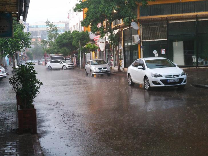 Şanlıurfa'da sağanak hayatı olumsuz etkiledi G2