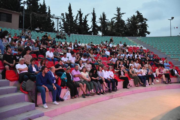 Collectif Medz Bazar müzik grubu, Adana'da sahne aldı G3